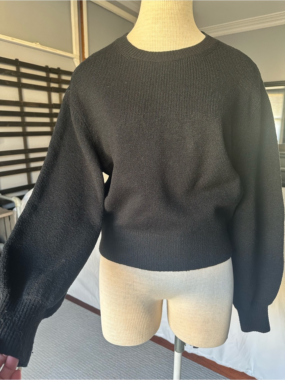 & Other Stories Black Crewneck Sweater with Balloon Sleeves size small - Picture 3 of 12